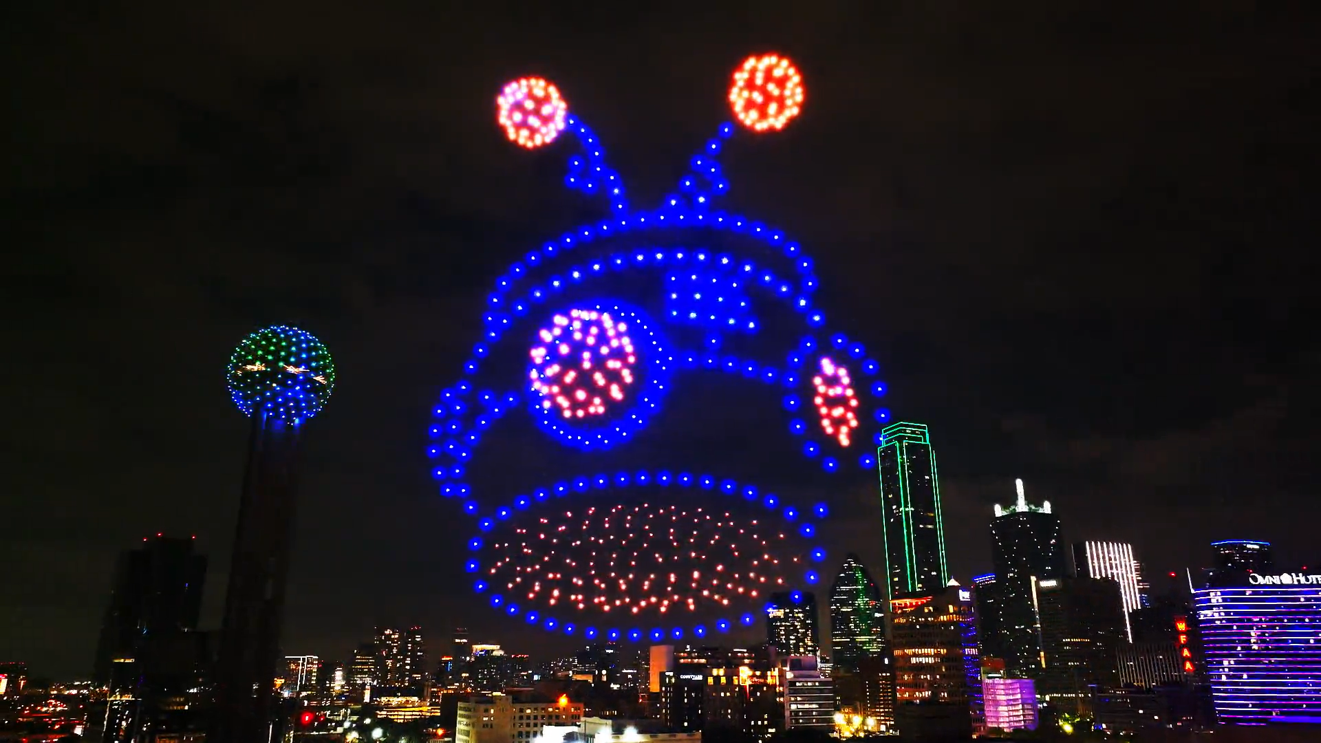 CosMc's alien head appears at Pixis drone light show for Dallas launch event